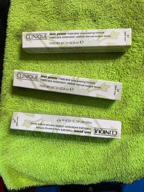 Clinique Lash Power Mascara - White and Green Packaging